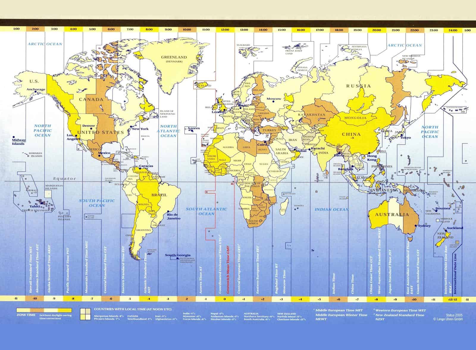 Weltzeitkarte mit den 24 Standard-Zeitzonen
