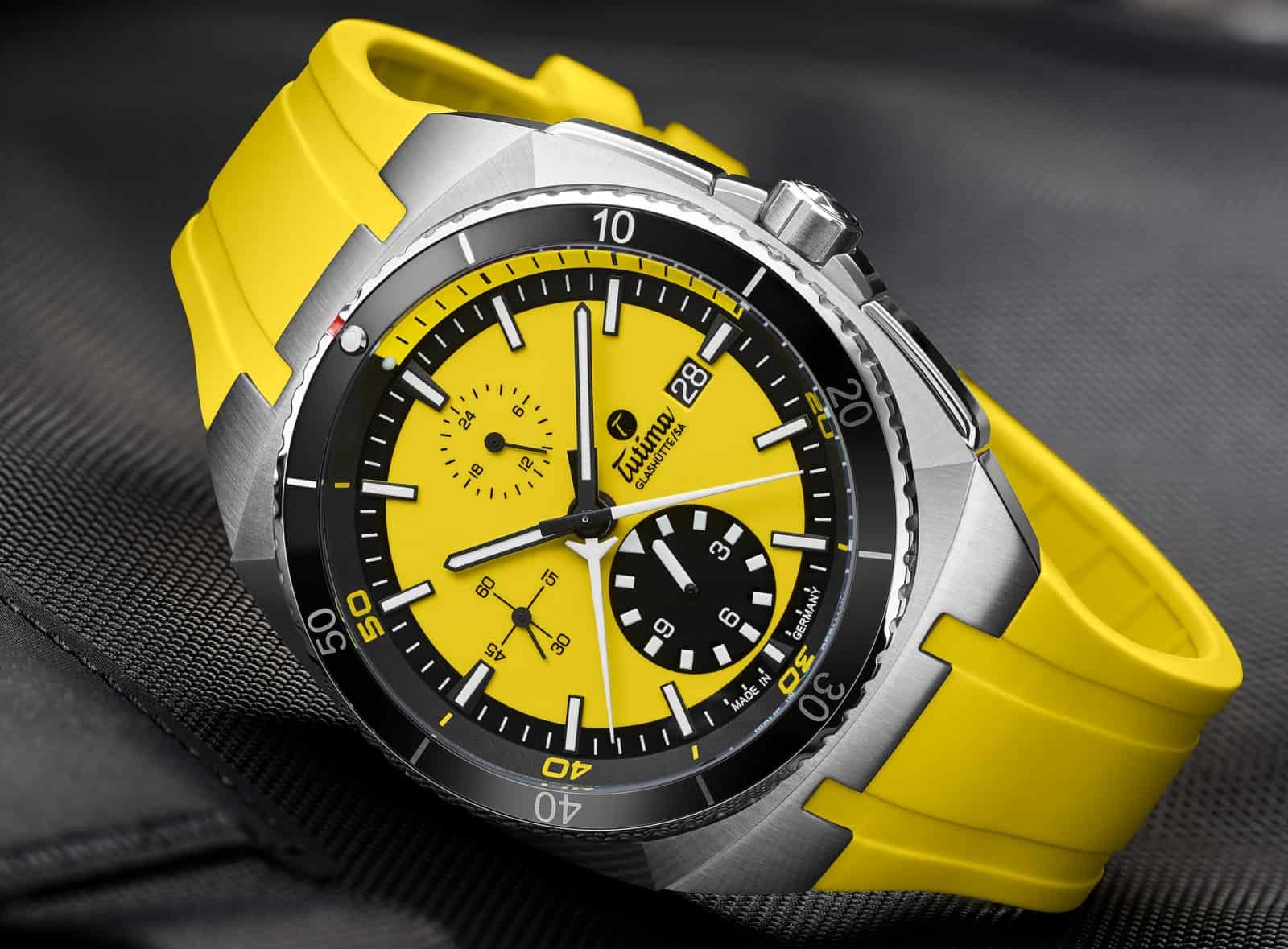 Tutima Saxon One ZSM Sportchronograph in Gelb