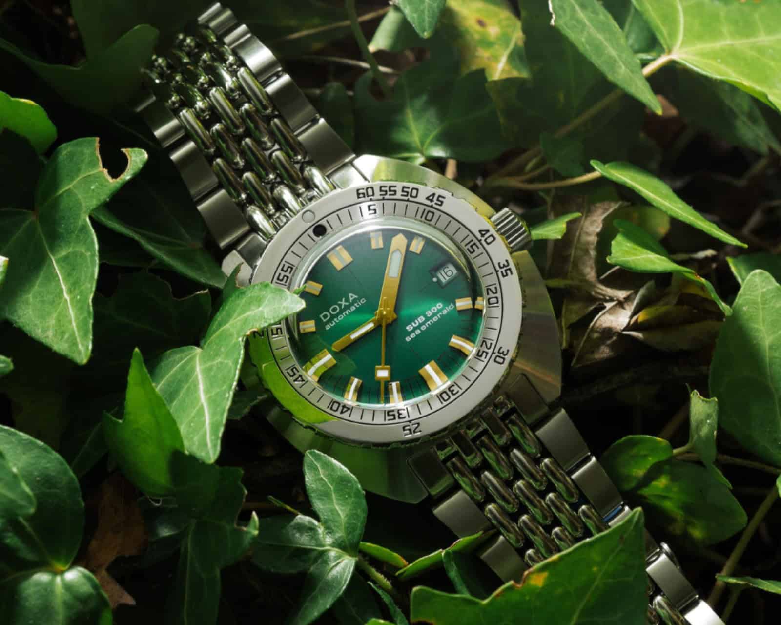 Doxa SUB 300T Sea Emerald mit Milanaise-Stahlarmband